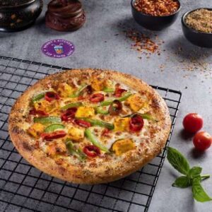 TANDOORI PANEER PIZZA